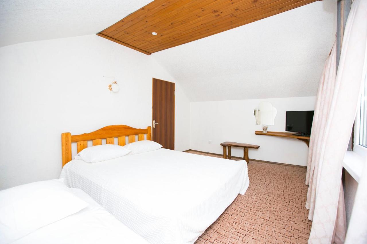 Guest House Lavr 加格拉 外观 照片
