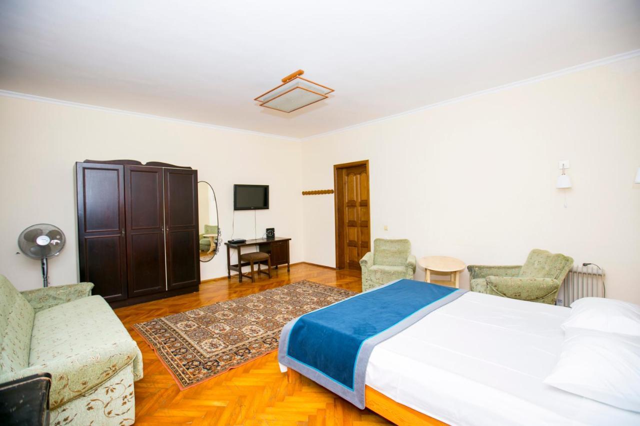 Guest House Lavr 加格拉 外观 照片